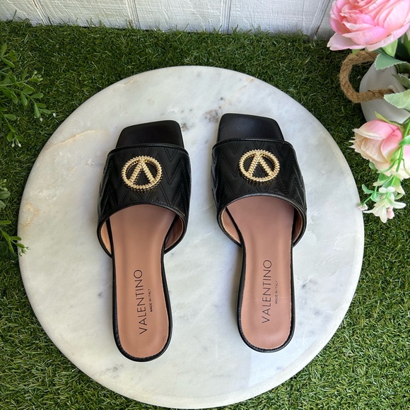 VALENTINO BY MARIO VALENTINOAfrodite Logo Quilted Leather Slip-onSandals Zs 6